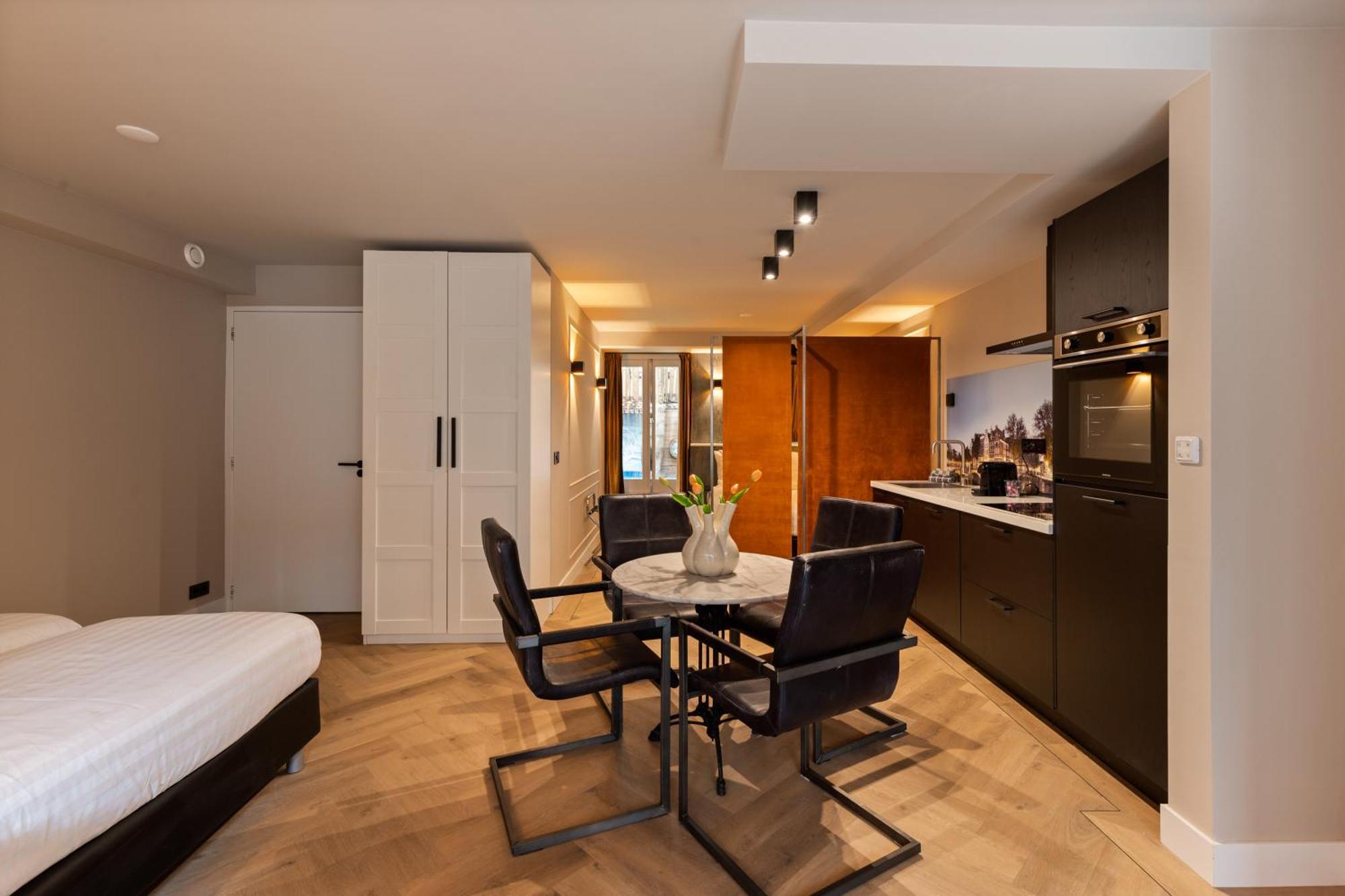 Midtown Hotel Royal Room อัมสเตอร์ดัม ภายนอก รูปภาพ